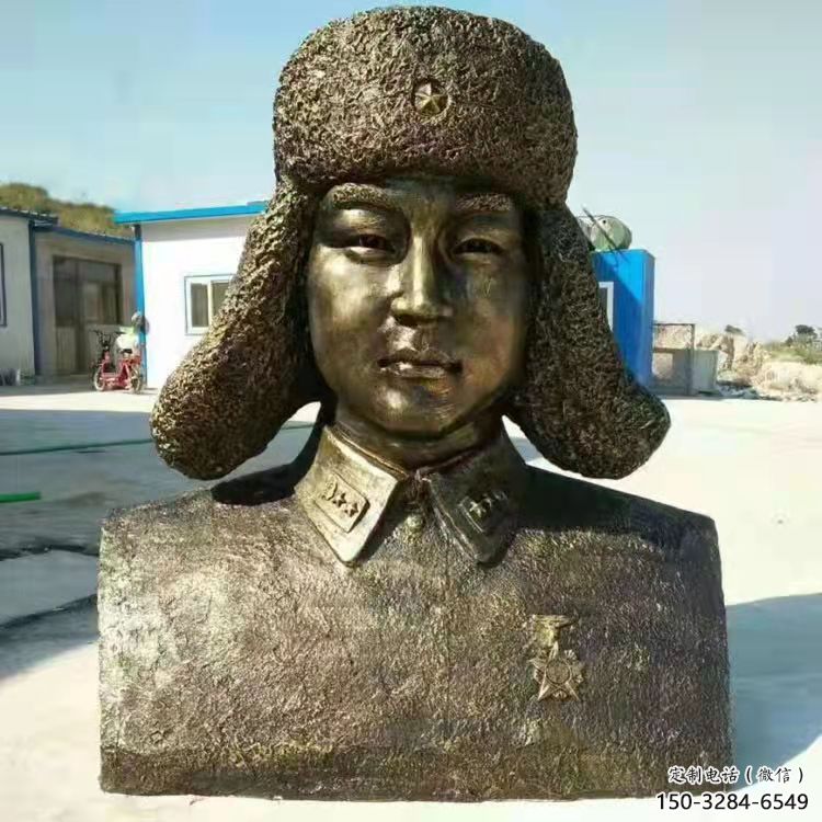 雷鋒人頭像雕塑廠家，仿銅革命人物擺件，公園紀(jì)念主題小品