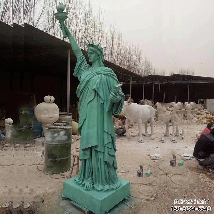 女神雕塑廠家，西方人物雕塑小品，廣場玻璃鋼雕塑擺件