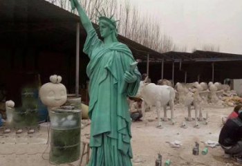 女神雕塑廠家，西方人物雕塑小品，廣場玻璃鋼雕塑擺件