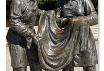 紡織工雕塑廠家，工人紡織雕塑，仿銅紡織工雕塑小品