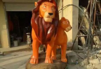雄獅雕塑廠家，彩繪動(dòng)物小品，廣場(chǎng)玻璃鋼仿真雄獅雕塑