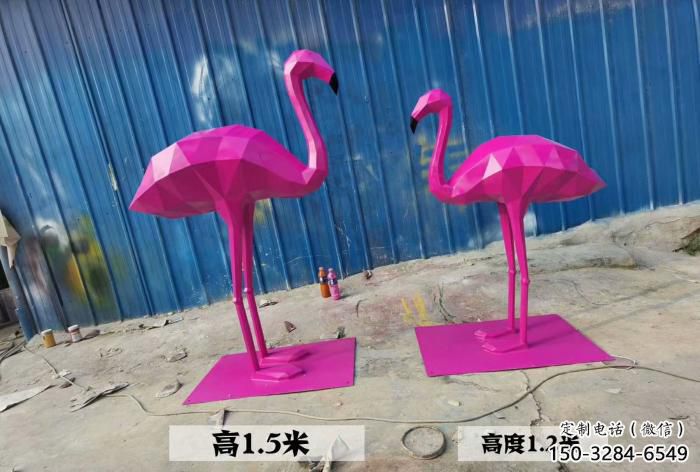火鳥雕塑廠家，幾何彩繪雕塑，仿真火鳥雕塑制作