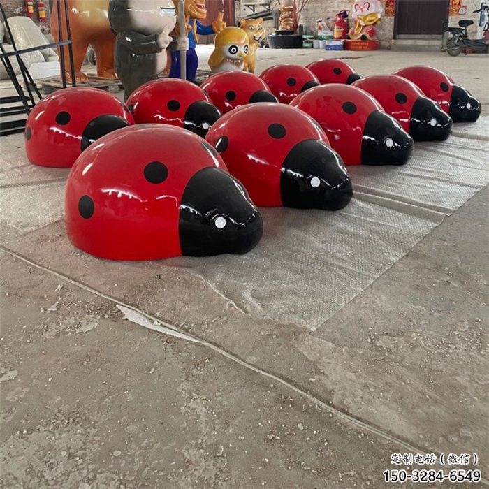 瓢蟲雕塑廠家，彩繪昆蟲小品，仿真玻璃鋼瓢蟲雕塑廠