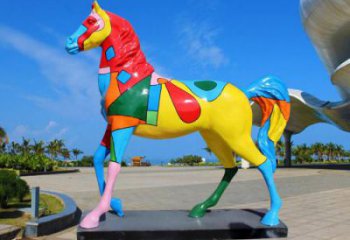 彩繪馬雕塑廠家，廣場動物擺件，大型玻璃鋼彩繪馬雕塑廠