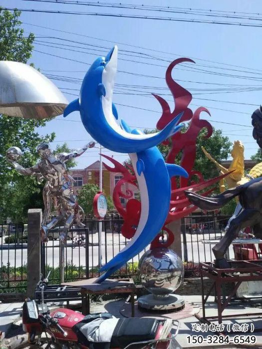 創(chuàng)意海豚雕塑廠家 步行街店門口雕塑 影視劇小品 創(chuàng)意海豚雕塑廠家 步行街店門口雕塑 影視劇小品