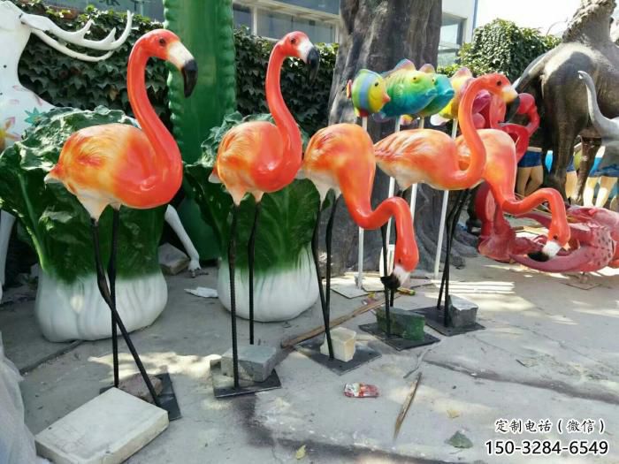 城市火烈鳥(niǎo)雕塑 風(fēng)景區(qū)彩繪雕塑 抽象擺件 城市火烈鳥(niǎo)雕塑 風(fēng)景區(qū)彩繪雕塑 抽象擺件
