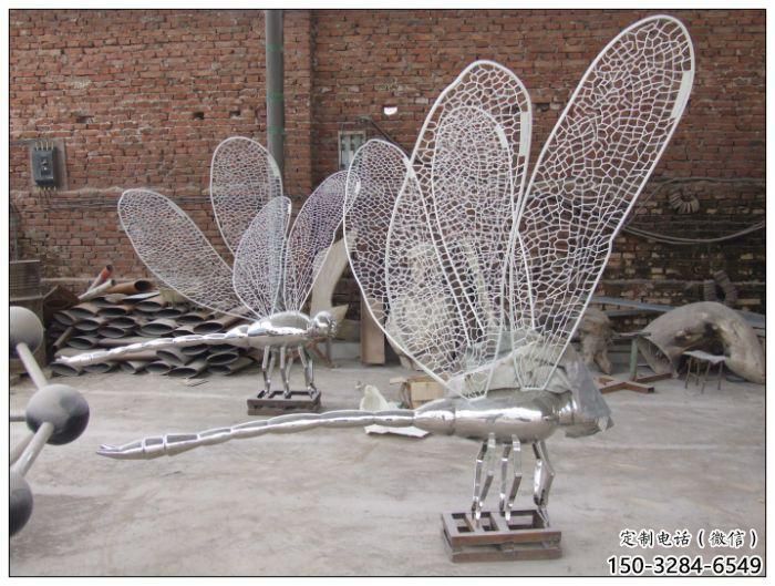 螳螂雕塑，動(dòng)物雕塑，鏤空工藝雕塑