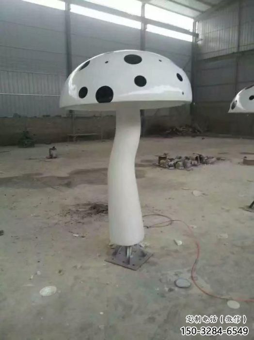 大型蘑菇雕塑 門(mén)口創(chuàng)意雕塑 售樓處小品 大型蘑菇雕塑 門(mén)口創(chuàng)意雕塑 售樓處小品