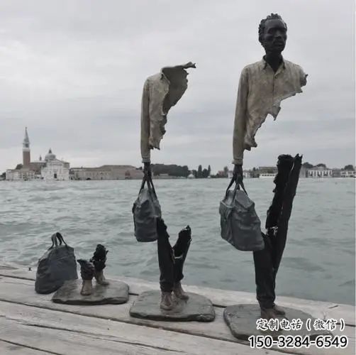 鏤空旅行者雕塑 廣場空心人雕塑 門口小品 鏤空旅行者雕塑 廣場空心人雕塑 門口小品