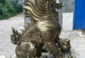 步行街麒麟雕塑，玻璃鋼動物雕塑，仿銅方式