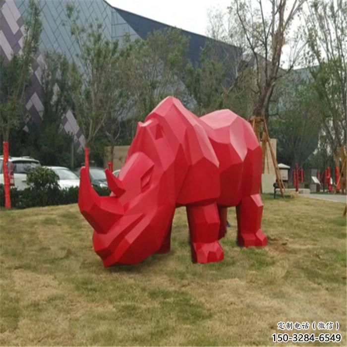 酒店小牛雕塑廠家，抽象卡通主題，噴漆工藝