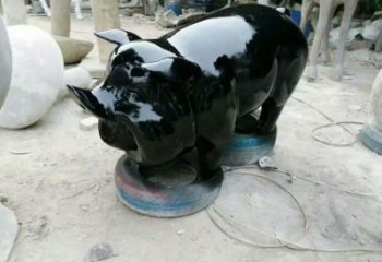 景區(qū)野豬雕塑，動(dòng)物小品雕塑，仿真彩繪擺件