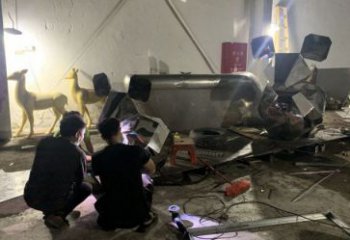 廣場(chǎng)老鼠雕塑，仿真動(dòng)物雕塑，烤漆制造