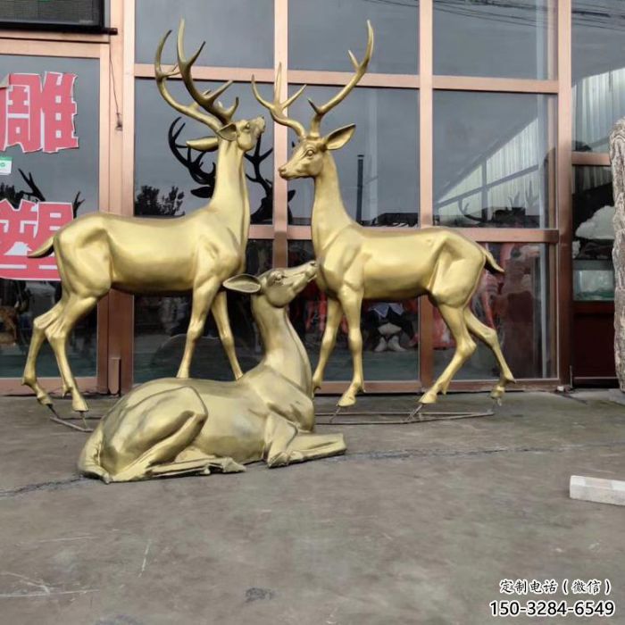 小區(qū)馴鹿雕塑，動物軟裝雕塑，抽象效果