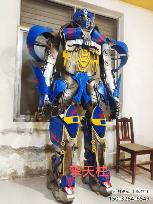 可穿戴機(jī)甲擎天柱雕塑 可穿戴機(jī)甲擎天柱雕塑