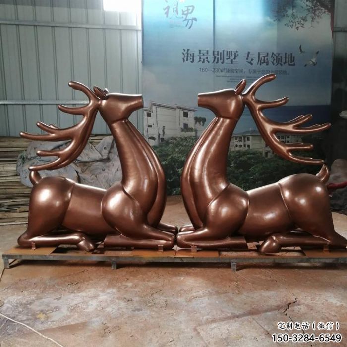 售樓部馴鹿雕塑，噴砂發(fā)光雕塑，彩繪題材