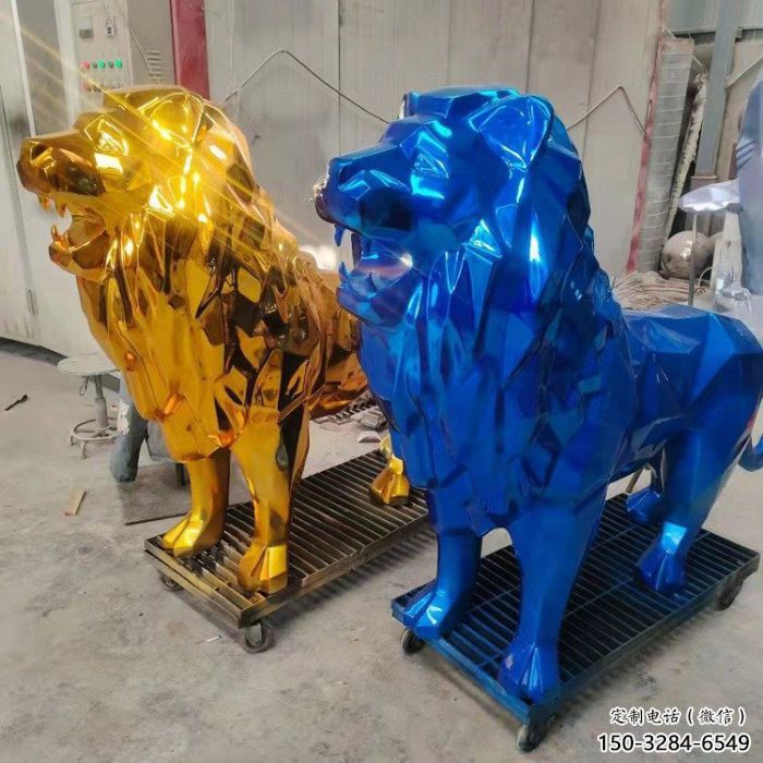 景觀獅子雕塑供應(yīng)，花園小品，酒店不銹鋼獅子雕塑展品