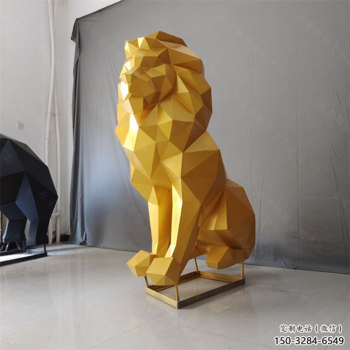 景觀獅子雕塑供應(yīng)，切面動物雕塑，不銹鋼獅子雕塑供求