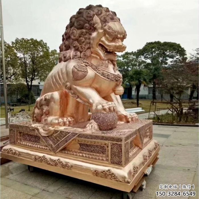 金屬獅子雕塑制作，黃銅鑄造，公共蹲獅雕塑優(yōu)選