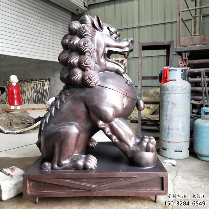 獅子雕塑優(yōu)選，城市裝飾，展示蹲獅雕塑定做