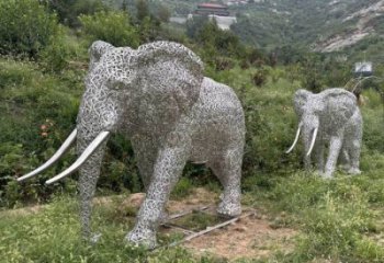 戶外大象雕塑通用，陸地擺件，景觀鏤空大象雕塑制作