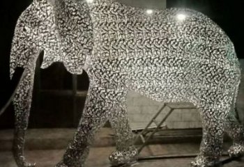 現(xiàn)代藝術大象雕塑展品，室外軟裝，鏤空大象雕塑訂做