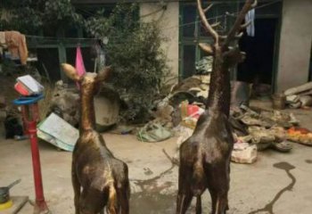 庭院馴鹿雕塑，鍍金歐式雕塑，網(wǎng)格形式