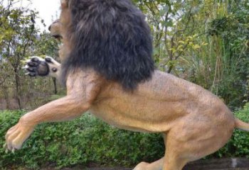 園林獅子雕塑，立體仿真效果，玻璃鋼彩繪動物雕塑