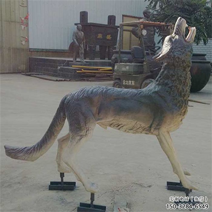 吐魯番銅狼雕塑廠家，銅雕動物狼，仿真工藝制作