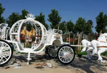 涇源廣場(chǎng)馬車(chē)雕塑
