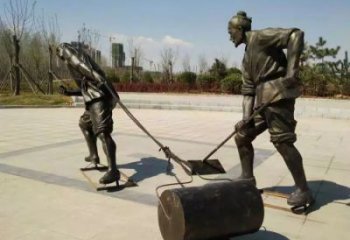 萬柏林民俗農(nóng)夫雕塑