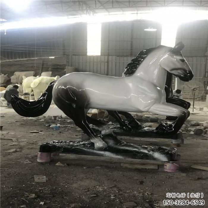 廣場戰(zhàn)馬雕塑，動(dòng)物擺件，仿古工藝