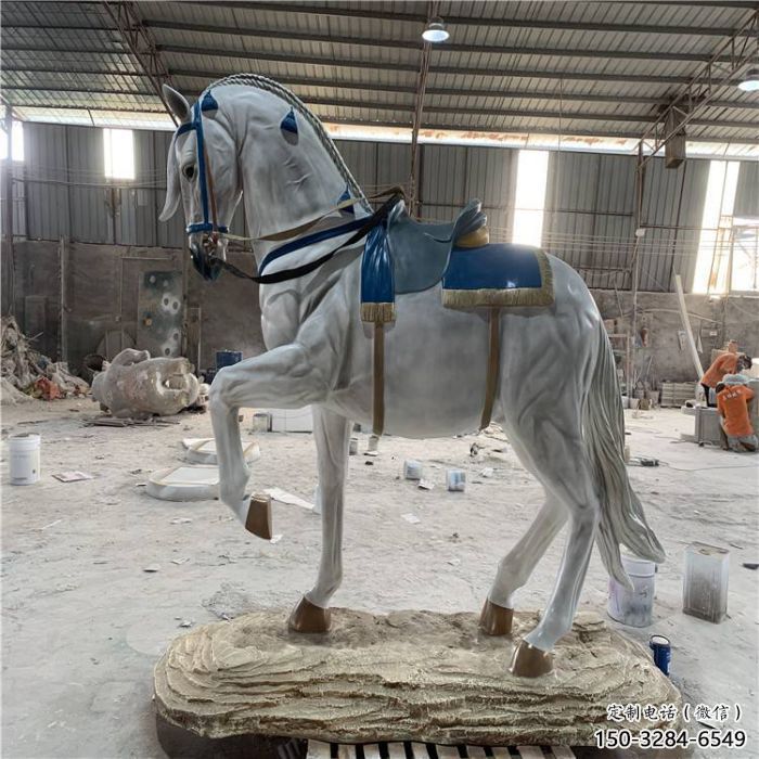 酒店戰(zhàn)馬雕塑，家禽主題，彩繪工藝